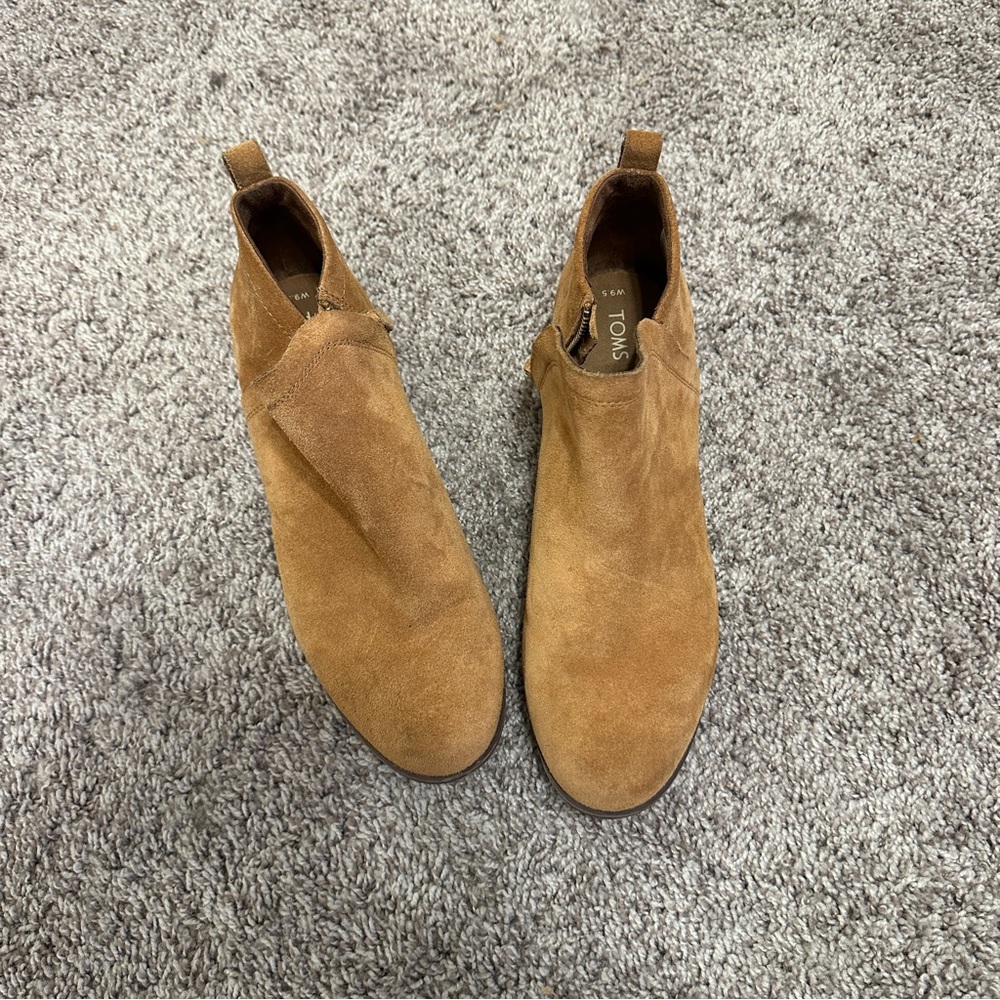 TOMS Ankle Boots - Picture 3 of 6